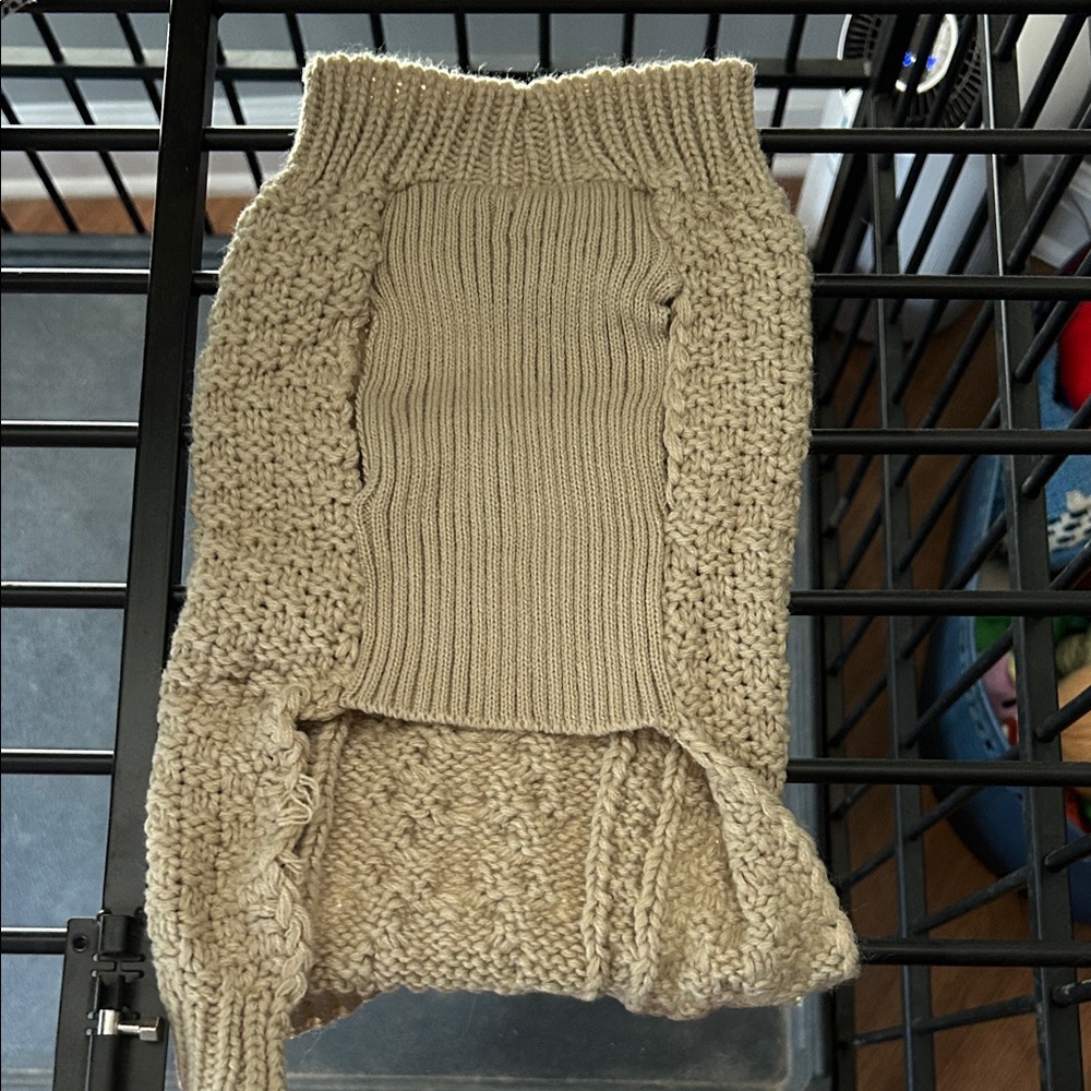 Pet Life Knitted Dog Sweater in Beige
